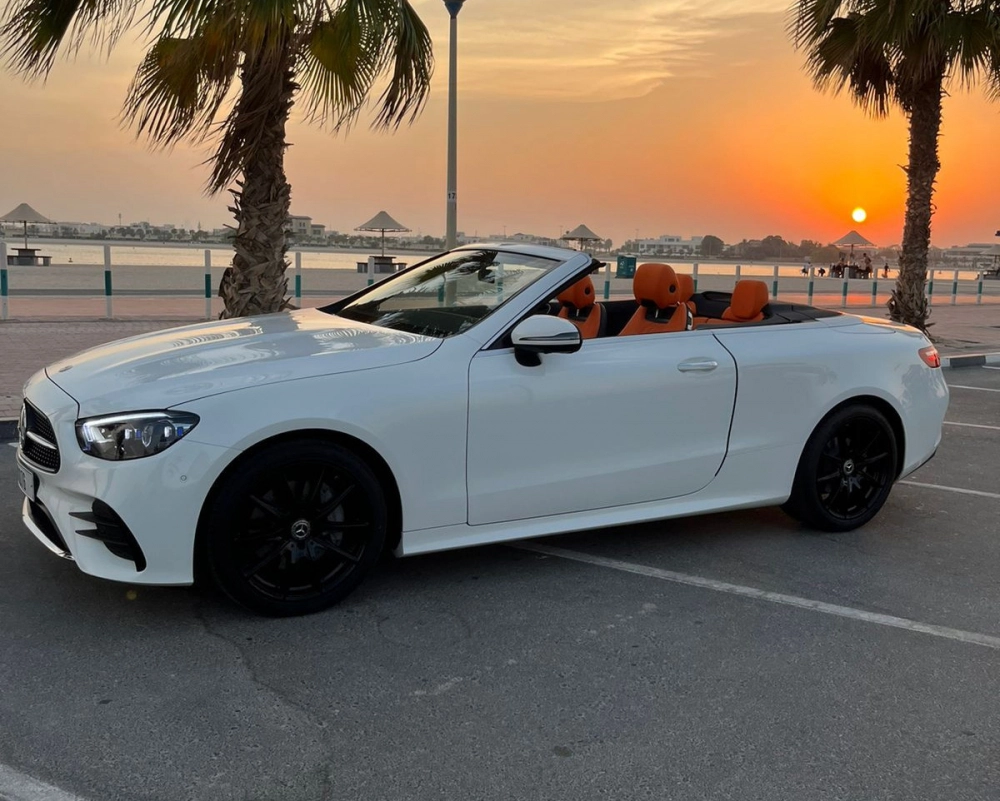 Mercedes Benz E200 Convertible 2023