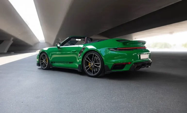 Porsche 911 Turbo S 2023