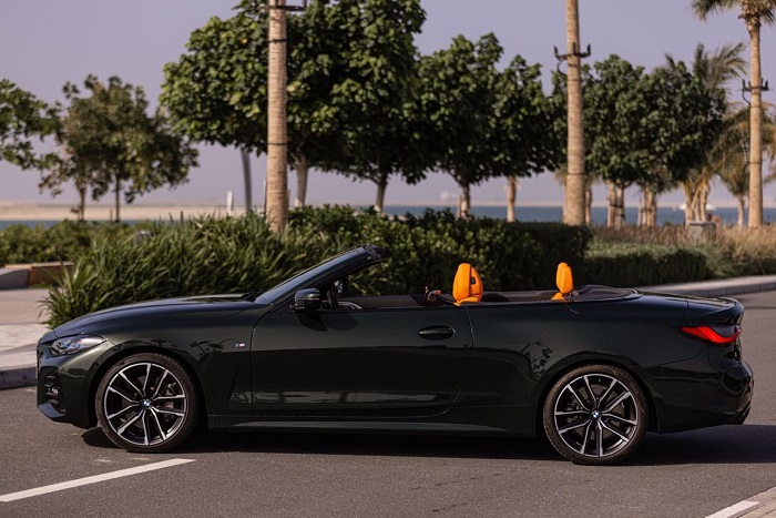 BMW 430i Convertible 2023