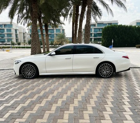 Mercedes Benz S500 White