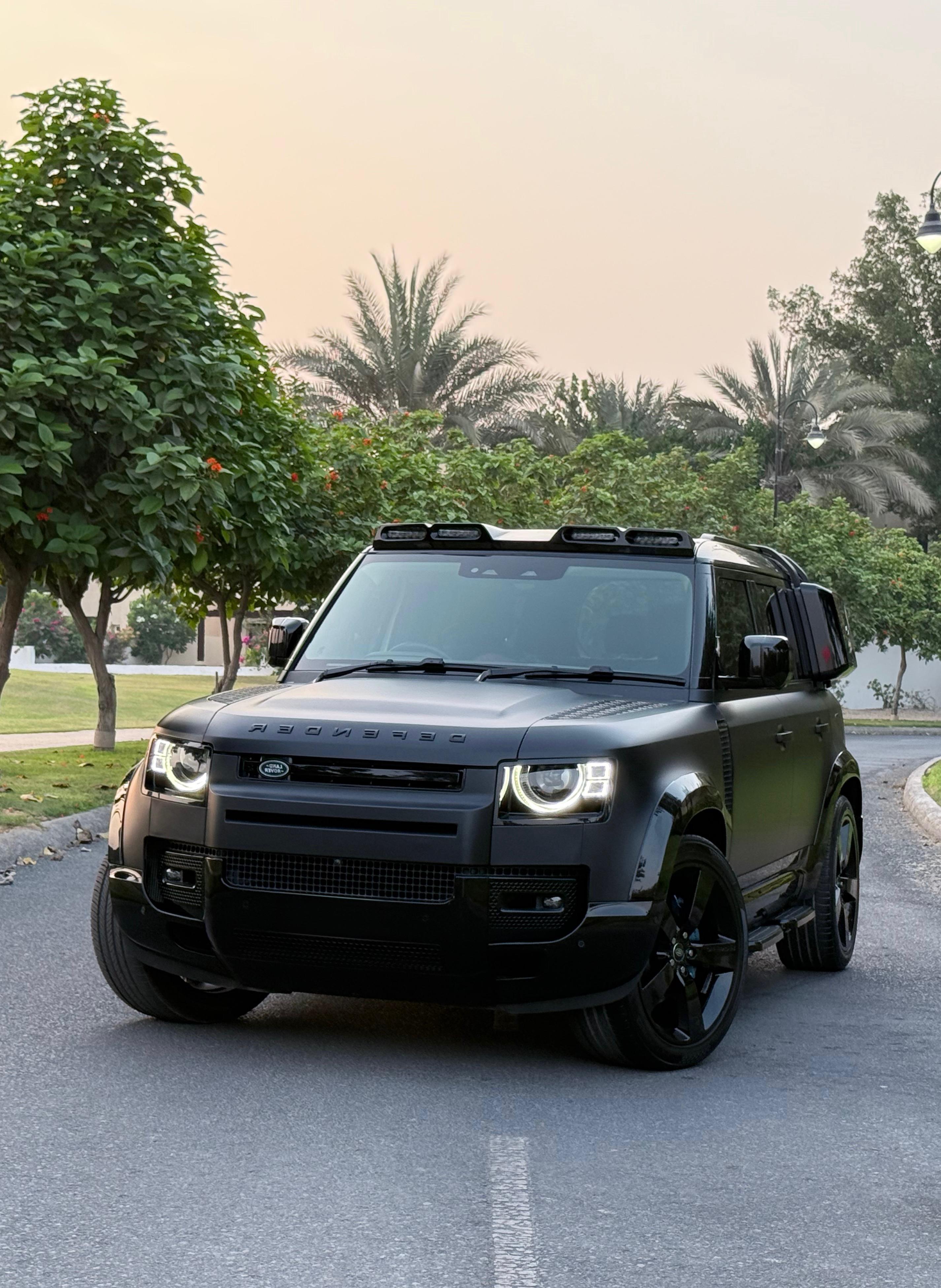 Land Rover Defender X 2024
