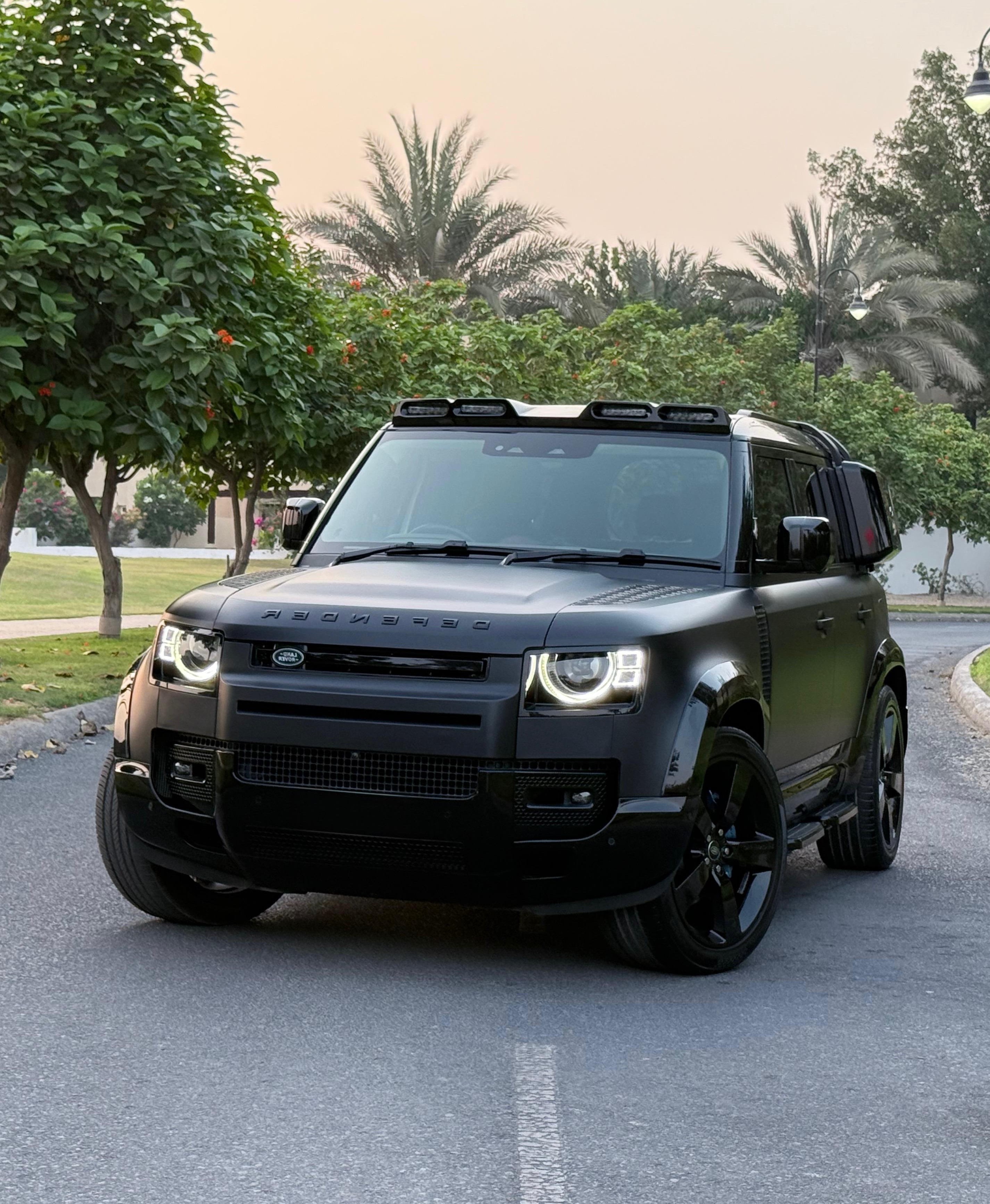 Land Rover Defender X 2024