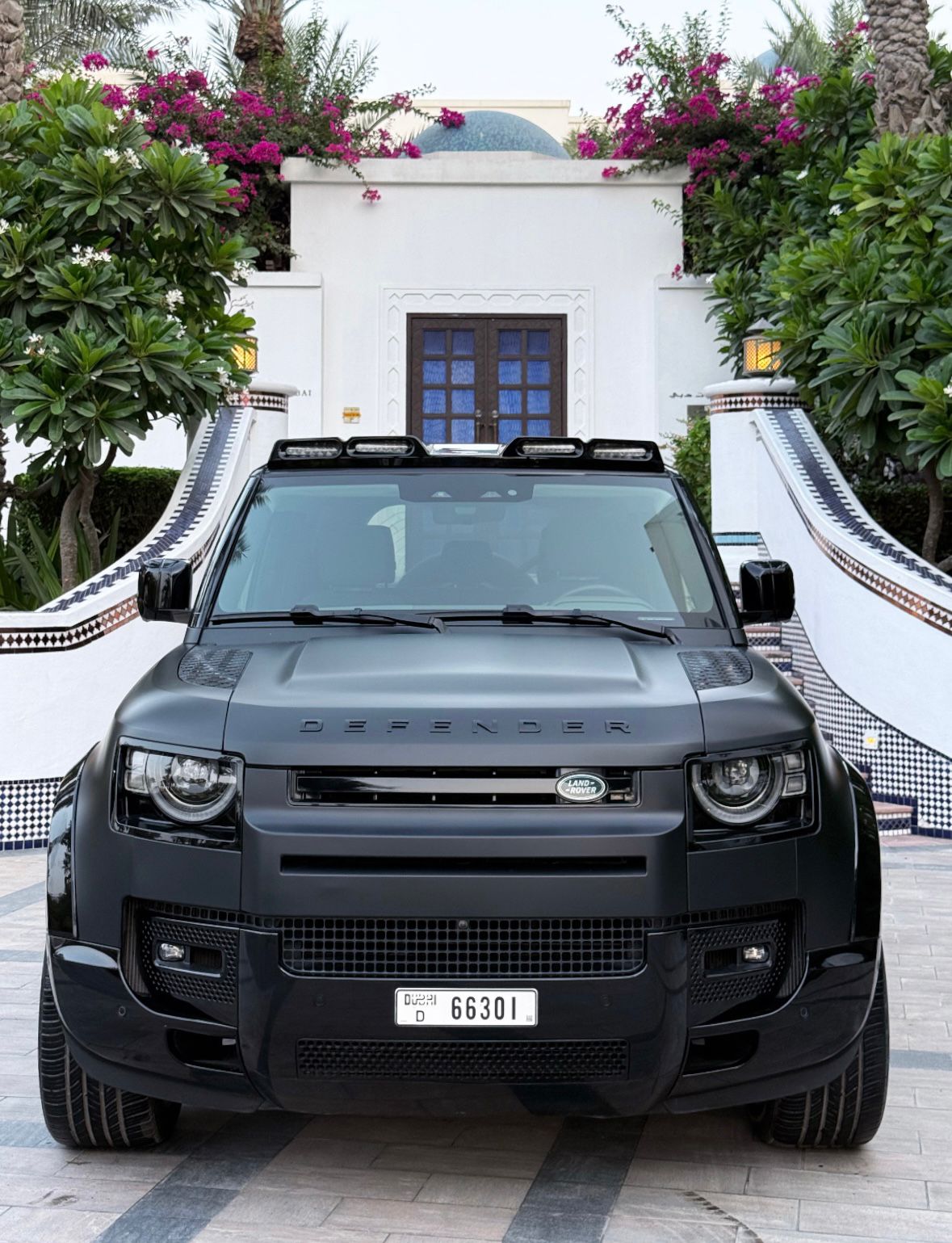 Land Rover Defender X 2024